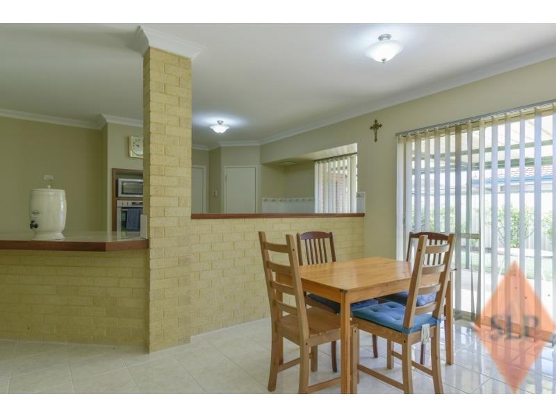 38 Rosella Circle, Ballajura WA 6066