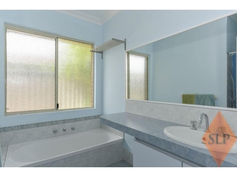 38 Rosella Circle, Ballajura WA 6066