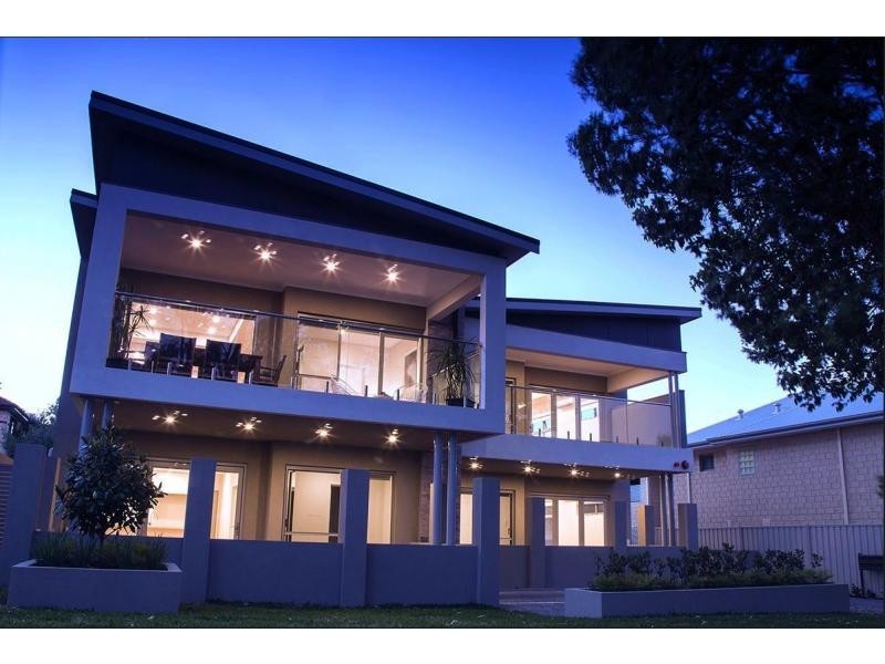 1-8/17 Selina Street, Innaloo WA 6018