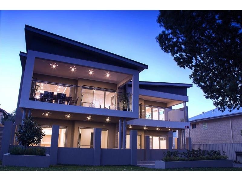 1-8/17 Selina Street, Innaloo WA 6018