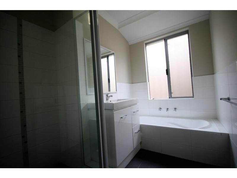 3/82 Great Northern Highway, Midland WA 6056