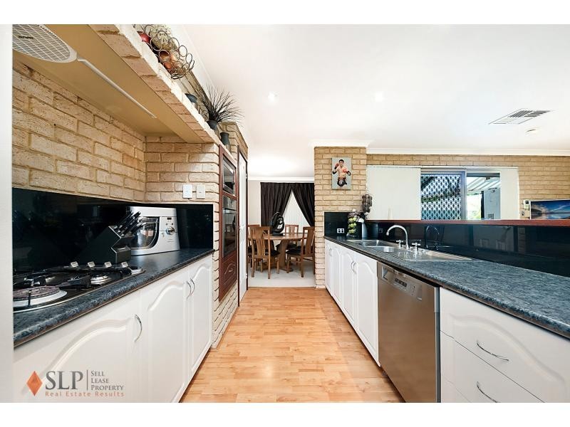 22 Hollingsworth Way, Leeming WA 6149