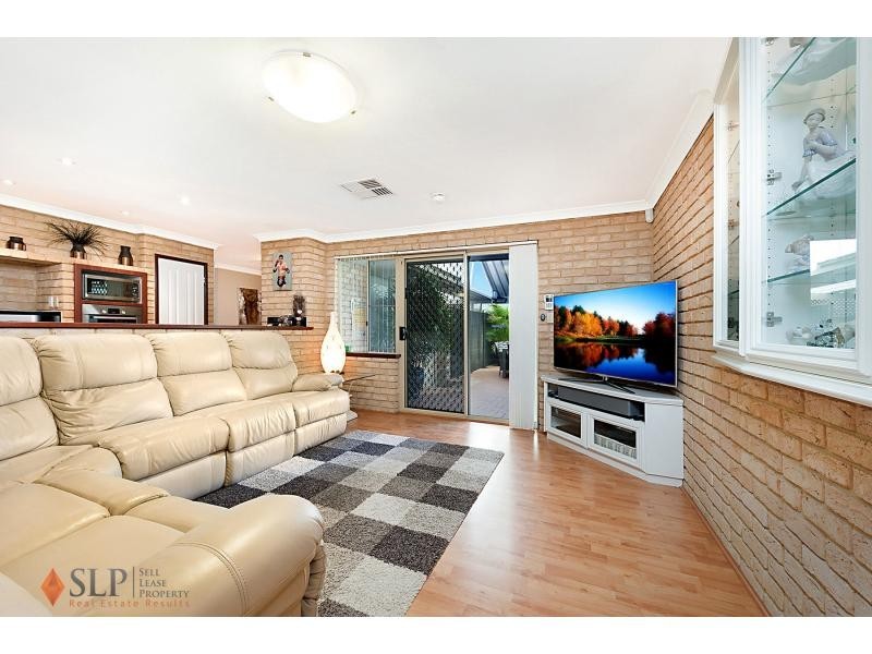 22 Hollingsworth Way, Leeming WA 6149