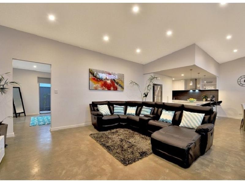 39A Koolinda Street, Falcon WA 6210