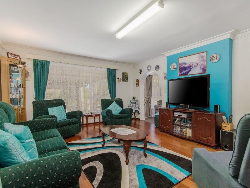 4 Jesmond Street, Safety Bay WA 6169