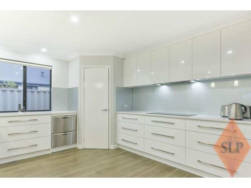 17 Cathedral Link, Aubin Grove WA 6164