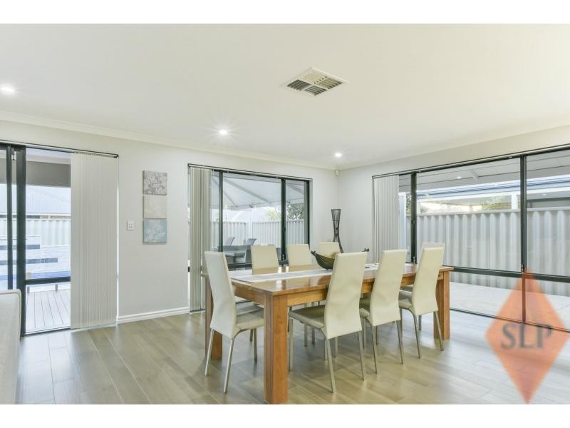 17 Cathedral Link, Aubin Grove WA 6164