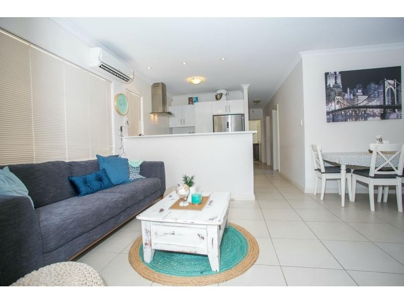 35c Robertsbridge Road, Nollamara WA 6061