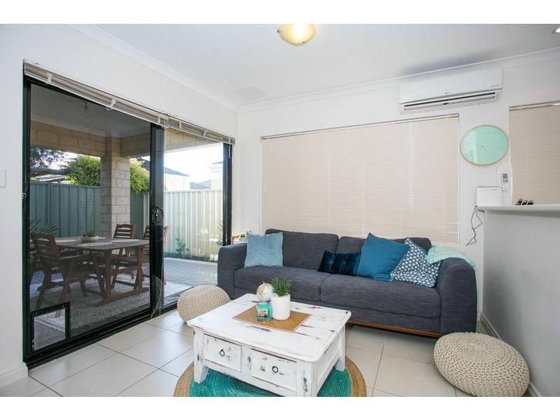 35c Robertsbridge Road, Nollamara WA 6061