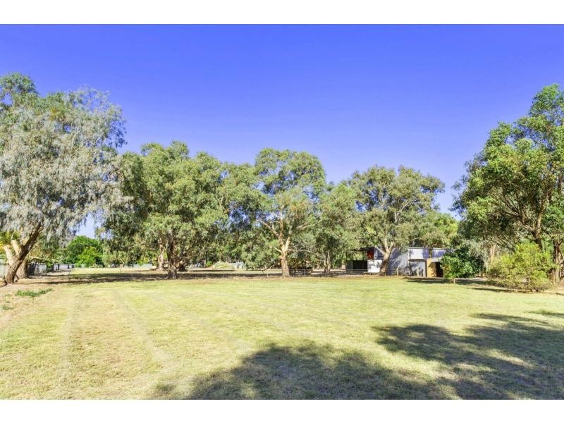 210 Gugeri Road, Herne Hill WA 6056