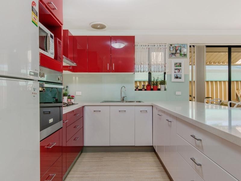 15 Carpentaria Drive, Port Kennedy WA 6172