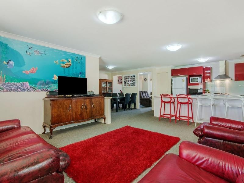 15 Carpentaria Drive, Port Kennedy WA 6172