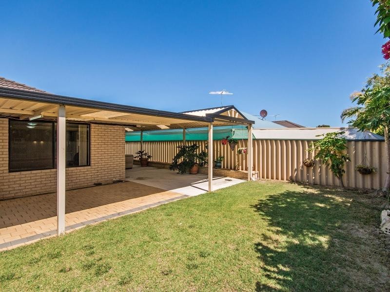 15 Carpentaria Drive, Port Kennedy WA 6172