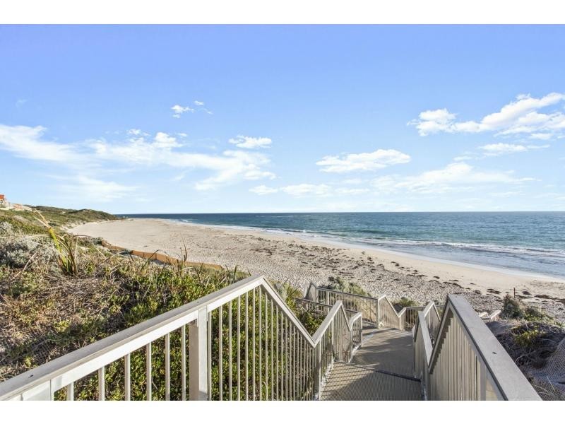 16 Galleon Place, Yanchep WA 6035