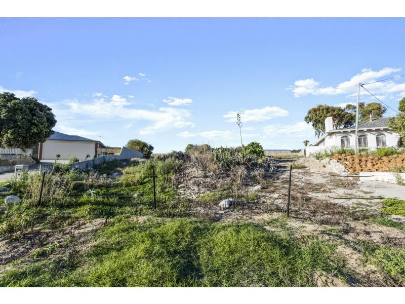 16 Galleon Place, Yanchep WA 6035