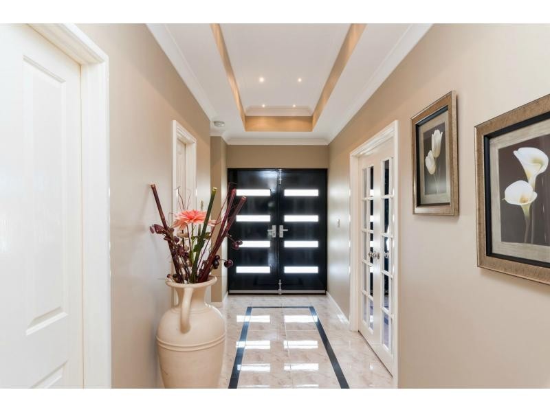 31 Russell Road, Madeley WA 6065