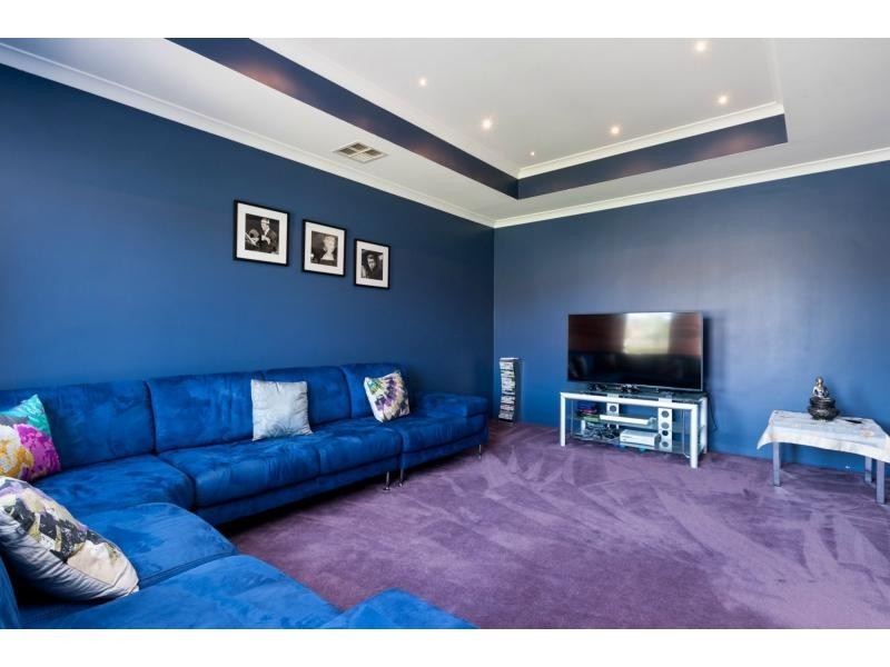 31 Russell Road, Madeley WA 6065