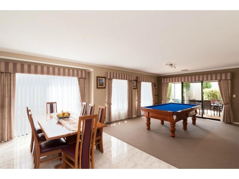 31 Russell Road, Madeley WA 6065