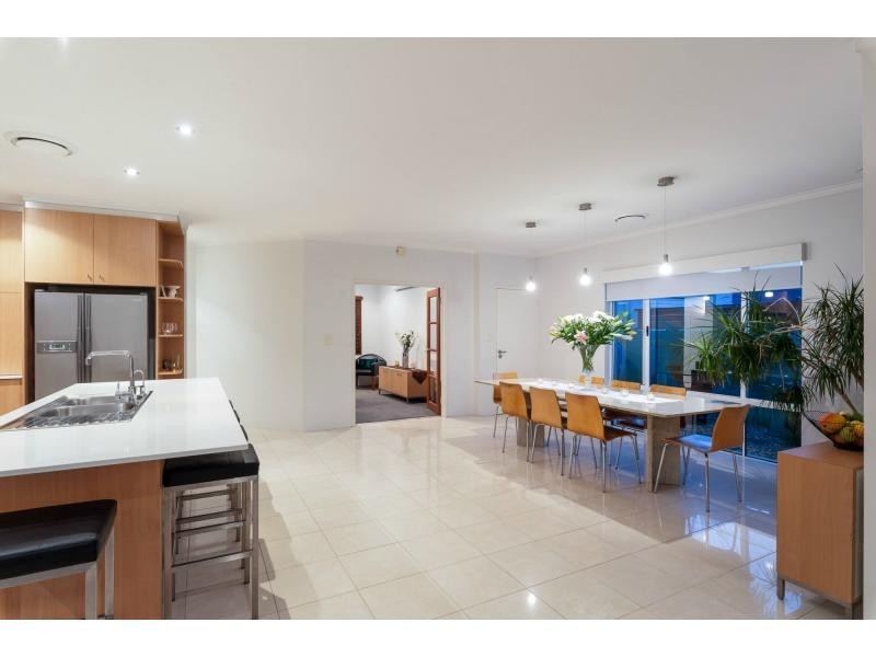 4 Walbrook Mews, Landsdale WA 6065