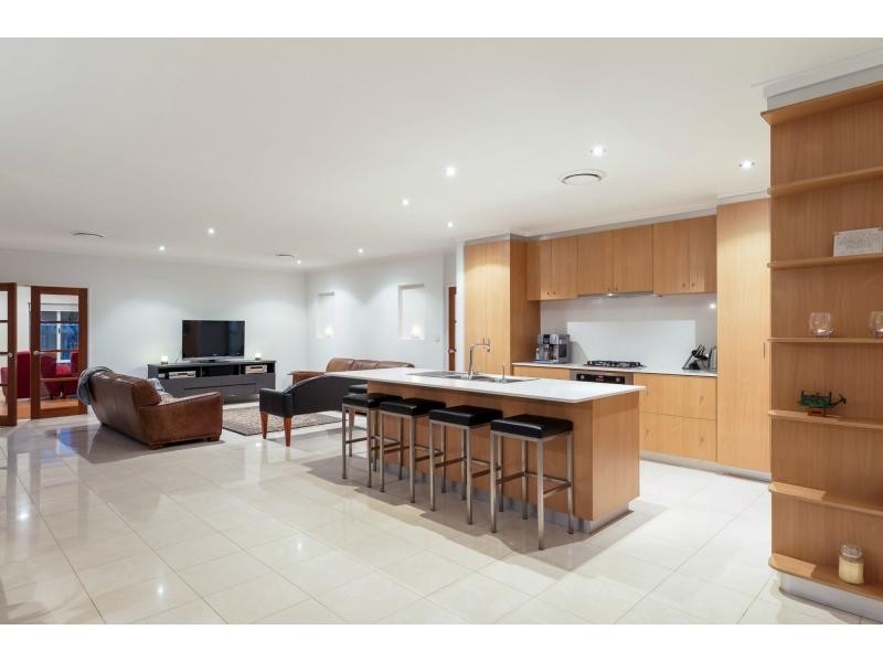 4 Walbrook Mews, Landsdale WA 6065