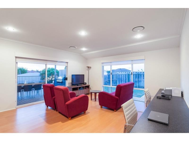 4 Walbrook Mews, Landsdale WA 6065