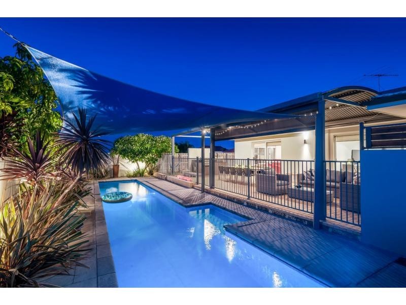 4 Walbrook Mews, Landsdale WA 6065