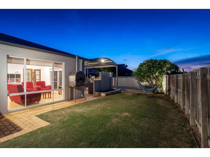 4 Walbrook Mews, Landsdale WA 6065