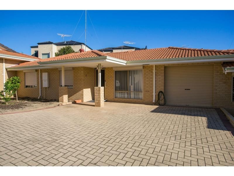 2/16 Monterey Street, Nollamara WA 6061