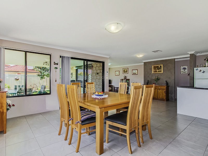 90 Harrington Waters Drive, Waikiki WA 6169