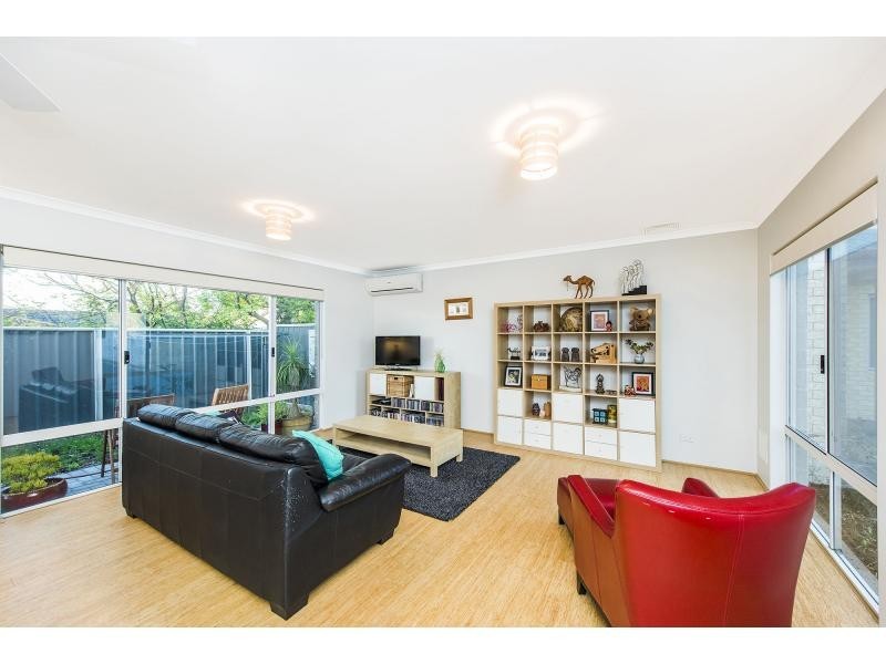 253A Amelia Street, Westminster WA 6061