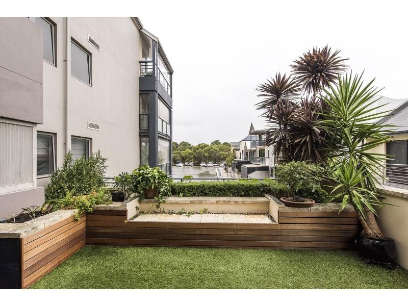 4/45 Tidewater Way, Ascot WA 6104