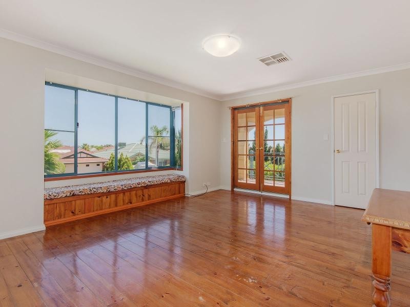 11 Collie Close, Rockingham WA 6168