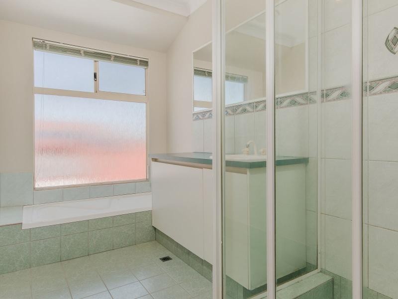 11 Collie Close, Rockingham WA 6168