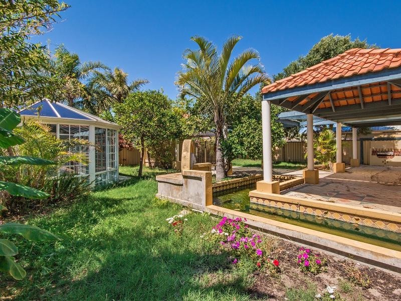 11 Collie Close, Rockingham WA 6168