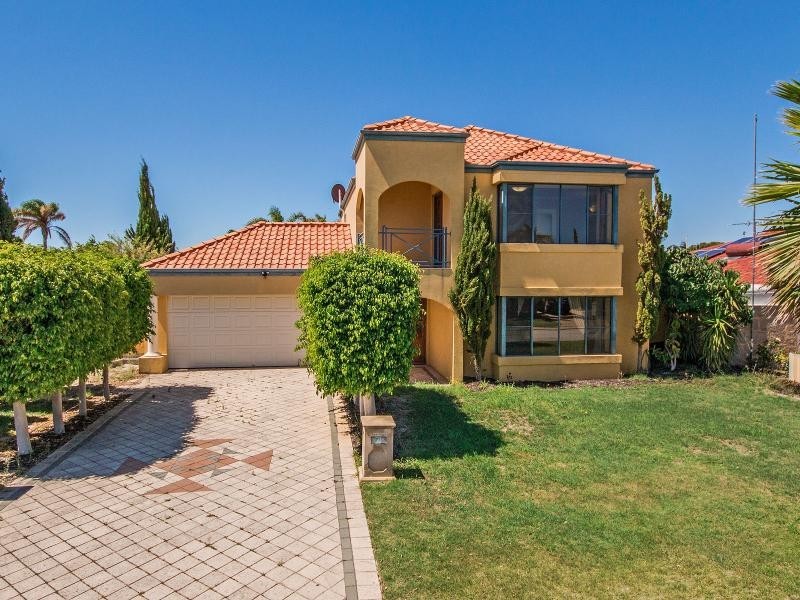 11 Collie Close, Rockingham WA 6168