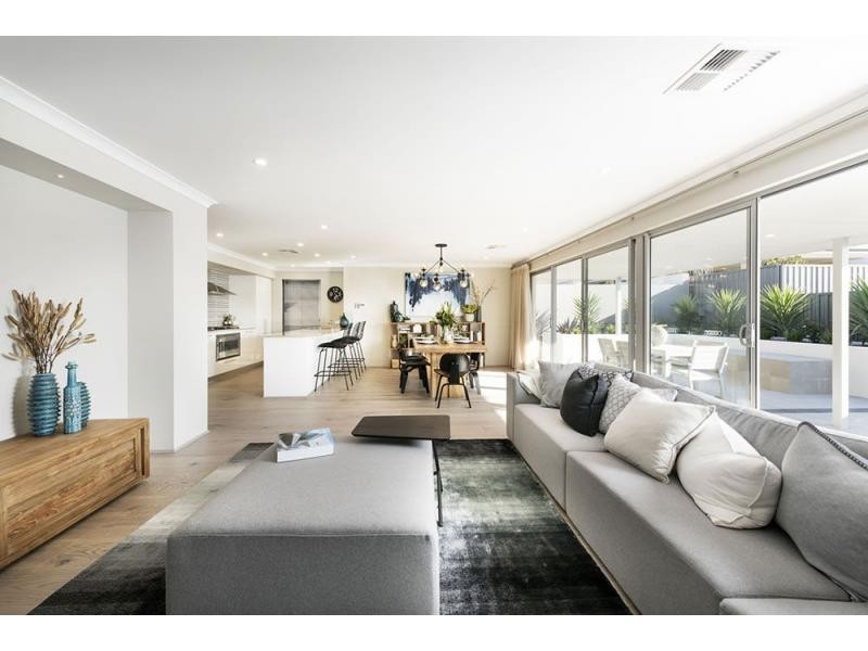 20 Ingrilli Court, Munster WA 6166