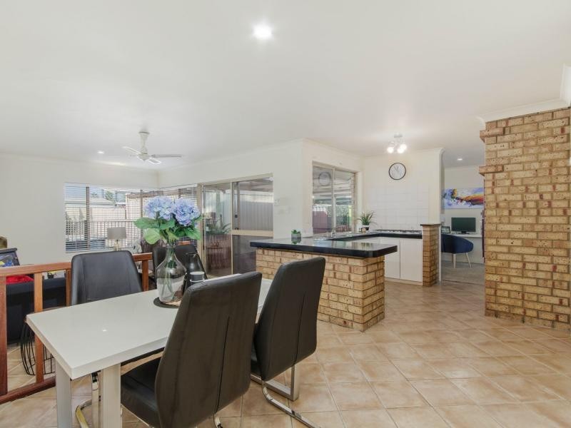 26 Port Royal Drive, Safety Bay WA 6169