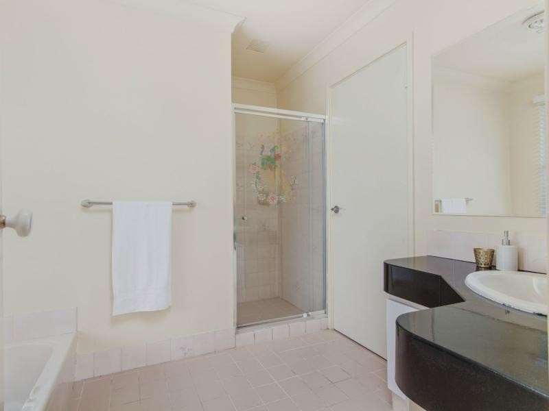 26 Port Royal Drive, Safety Bay WA 6169