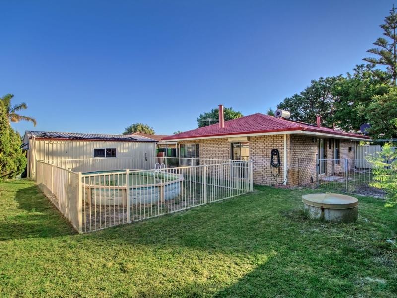 26 Port Royal Drive, Safety Bay WA 6169
