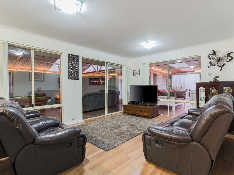 6 Cable Retreat, Waikiki WA 6169