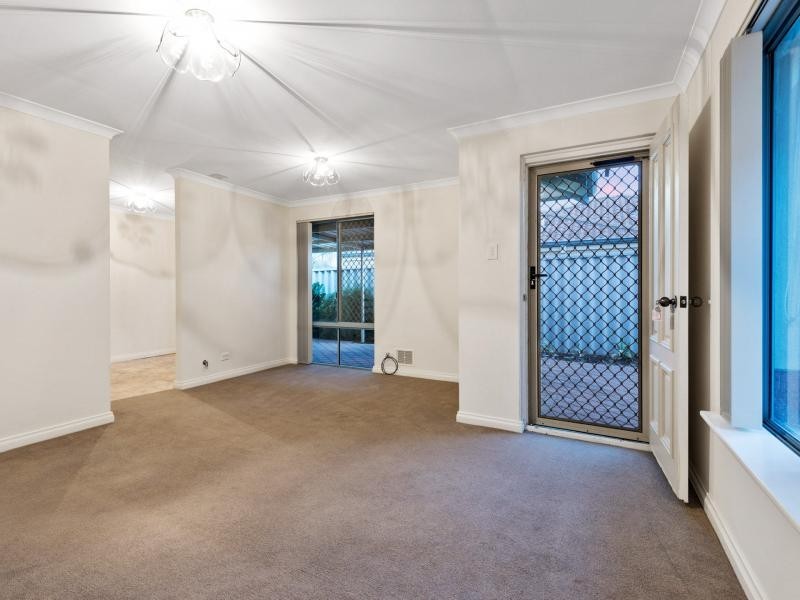 3/8 Muir Street, Innaloo WA 6018