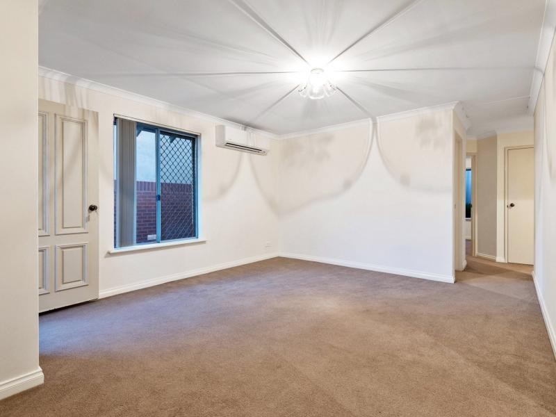 3/8 Muir Street, Innaloo WA 6018