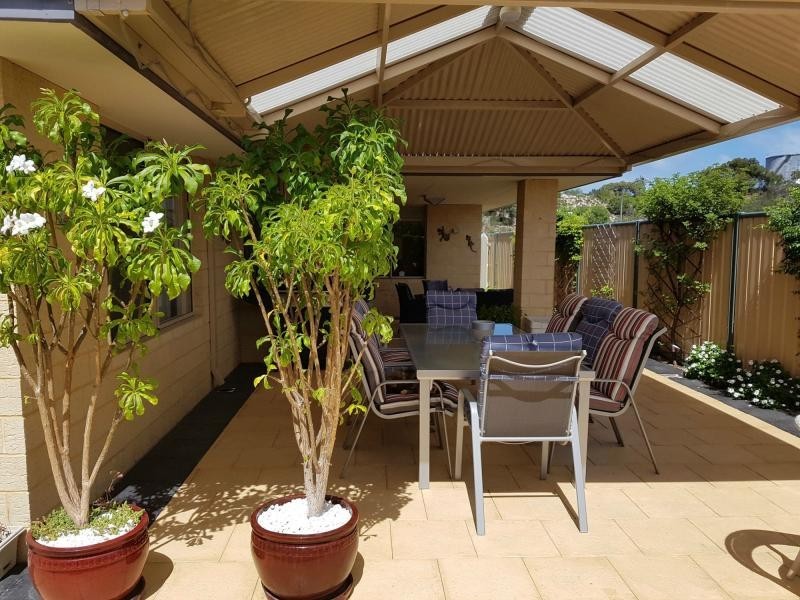 7 Finke Bend, Yanchep WA 6035