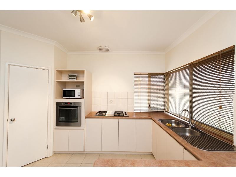 13b Garnett Place, Balga WA 6061