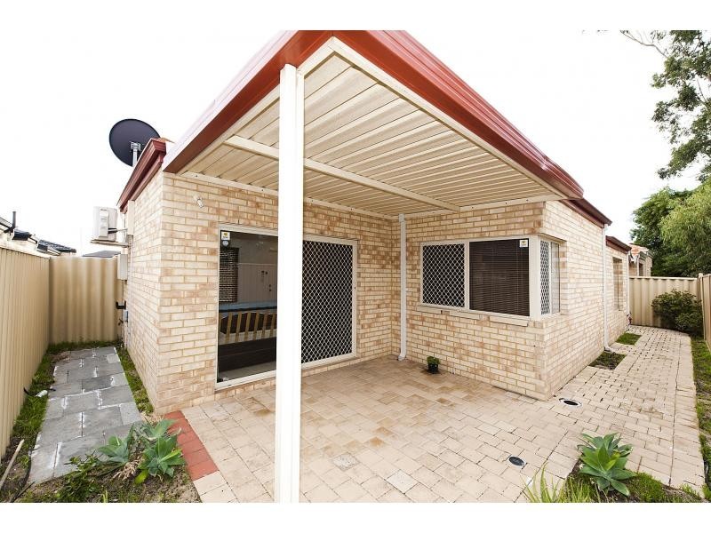 13b Garnett Place, Balga WA 6061