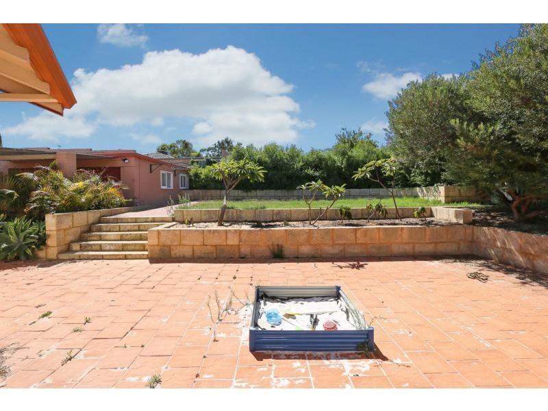 6 Malcolm Street, Spearwood WA 6163