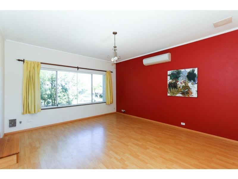 6 Malcolm Street, Spearwood WA 6163