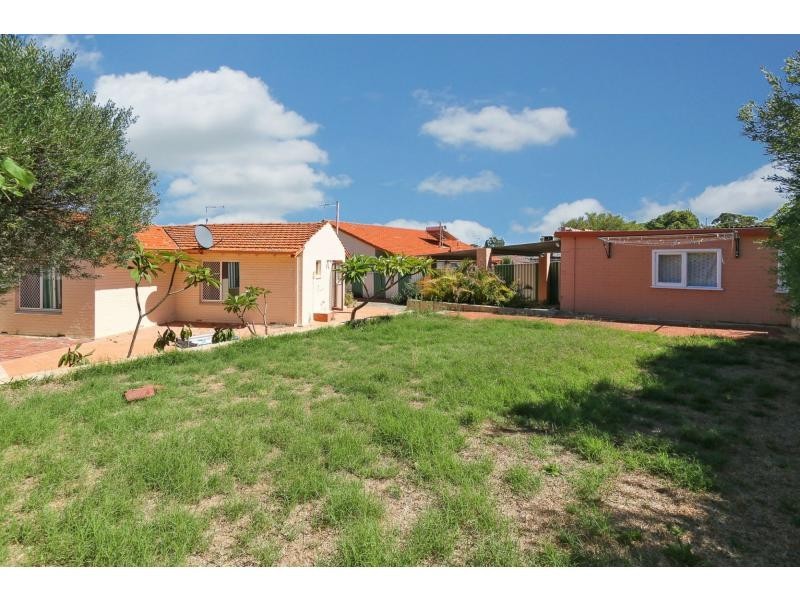 6 Malcolm Street, Spearwood WA 6163