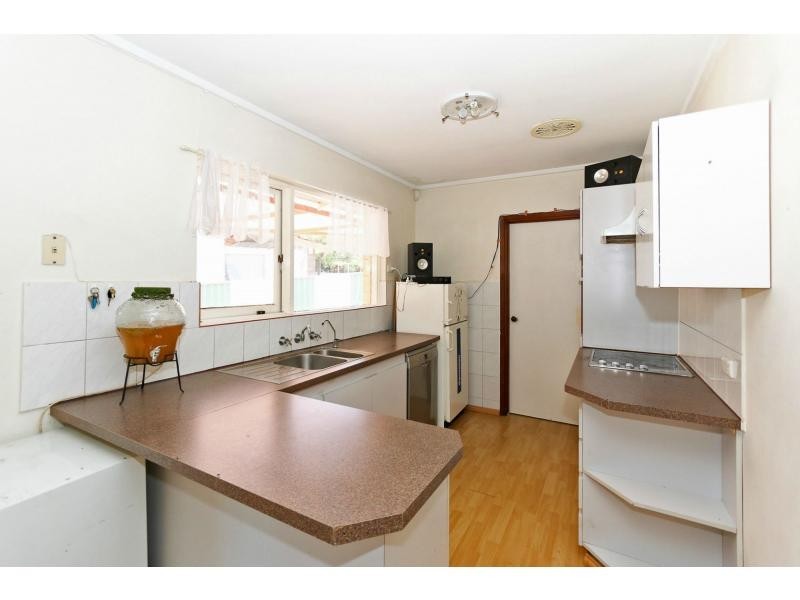 6 Malcolm Street, Spearwood WA 6163