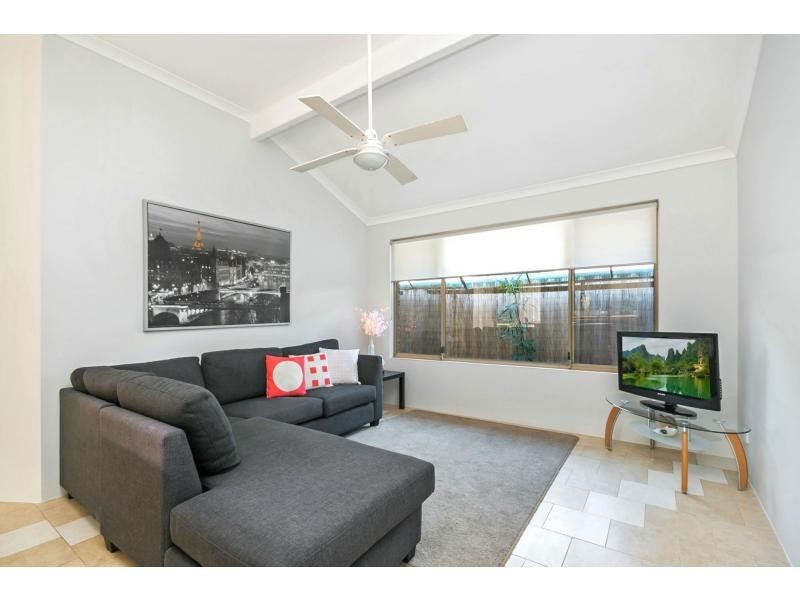 41 Perham Crescent, Leda WA 6170